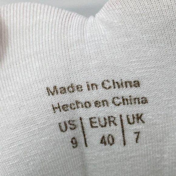 Sz9 Aldo "Bemine" White & Silver Rhinestone Embellished Red Heart Sneakers - Picture 4 of 13